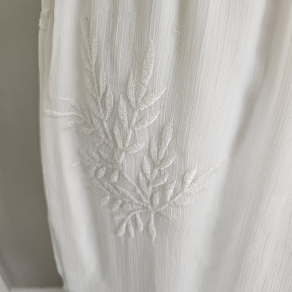 Zara Trafaluc Women's White Sheer Embroidered  High Side Slits Maxi Skirt Waist - Picture 5 of 8